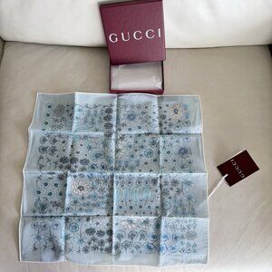 NWT GUCCI Floral Print Cotton Handkerchief Japan Limited